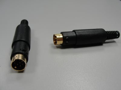 Букса SVHS-PLUG 8P/G