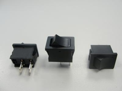 Бутон KCD-103 2P незадържащ