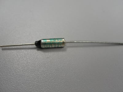 Термопредпазител 250V 10A 133\'C