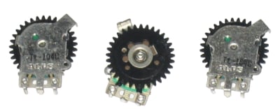Потенциометър 1x10 Kohm 584F103B