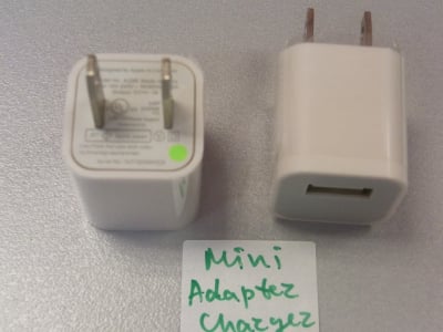 Зарядно за iPod iPhone 3G S 4G с променливотоков адаптер