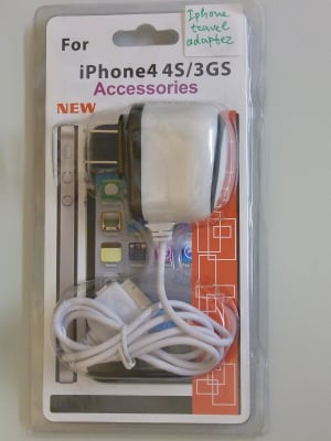 Адаптер  IPHONE 4S/3GS-TRAVEL