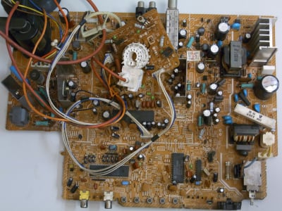 Платка TV CHASSIS SCL-1011A AV-2130TEE USED