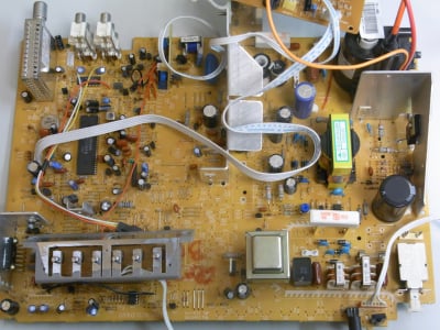Платка tv chassis RSR7.820.0492 TV-1425