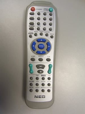 Дистанционно управление NEO DVD R45USB HD