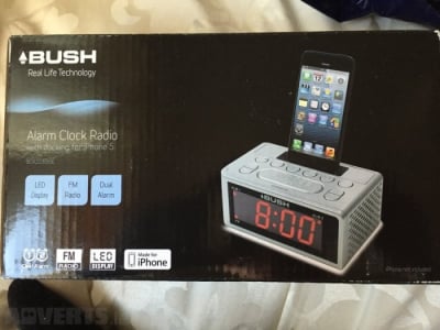 Радиочасовник BUSH Clock Radio BCR2030i5E