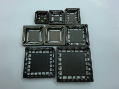 Цокъл 28pins PLCC