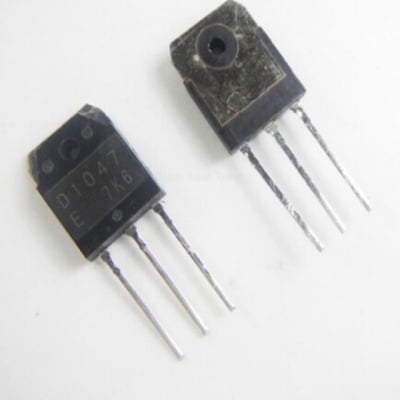 Транзистор 2SD1047 TO-3P