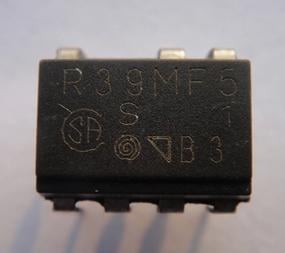 Интегрална схема  R39MF5 DIP8