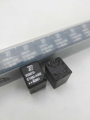 Реле V23072-C1062-A302 5pin Form A