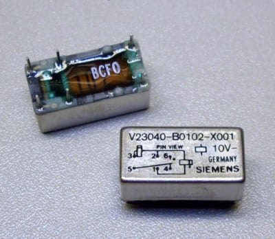 Реле V23040-B0102-X001 10V SIEMENS