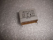Кондензатор керамичен 0.1UF 250V