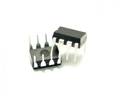 Интегрална схемаIMP1232 DS1232L DIP-8
