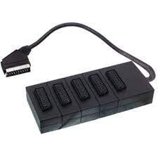 Адаптер SCART/m към пет букси SCART/f