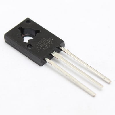 Транзистор 2SD882