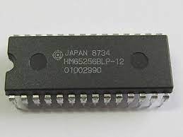 Интегрална схема HM65256BLP-12  DIP-28