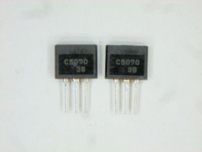 Транзистор 2SC5070