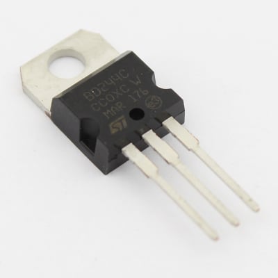 Транзистор BD244C TO-220