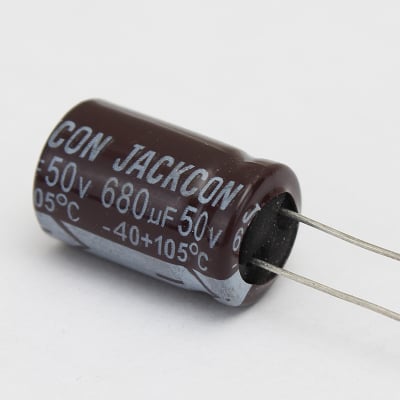 Кондензатор електр.680MF 50V 105\'C