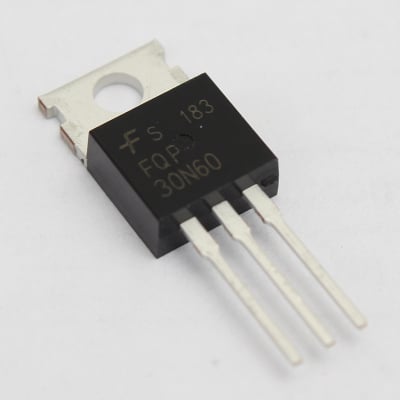 Транзистор STP30N06