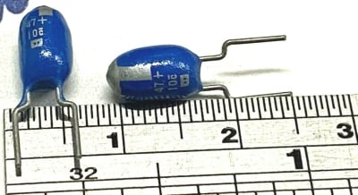 Кондензатор: танталов 22UF 10V TANTALUM