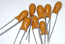 Кондензатор танталов 220UF/6.3V TANTAL