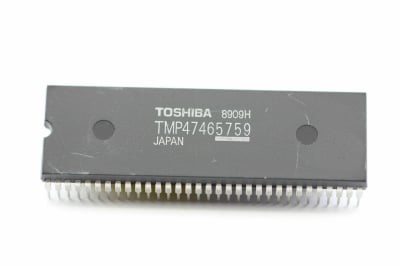 Интегрална схема  TMP47465759 DIP-64
