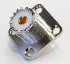 Гнездо  UHF-202 (SO-239)  женски  прав  запояване