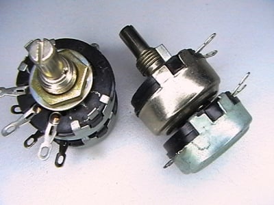 Потенциометър 22 КomВ/1W + 22 КомВ/0.5W