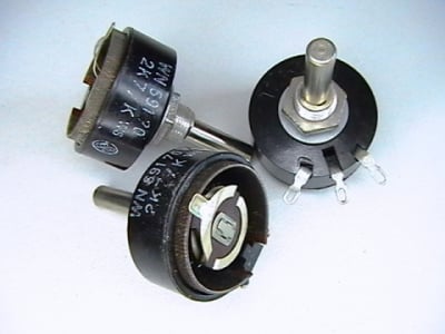Потенциометър  2.7Kohm 2W