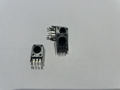 Тример потенциометър \nTRIMMER POTENTIOMETER 500KB 3N14F VERTICAL