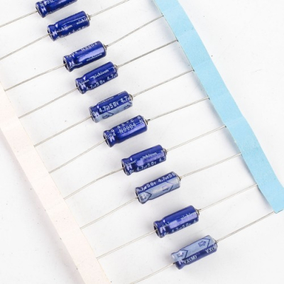 Кондензатор 4.7NF/200V БМ-2