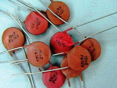 Кондензатор кер. 10NF/63V ККрД