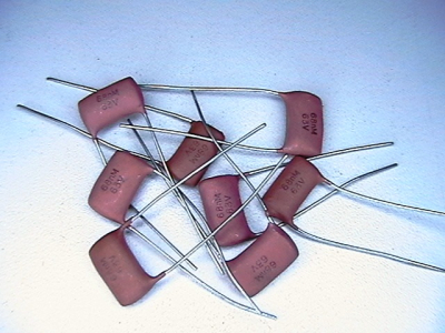 Кондензатор полиестерен MPT221 68NF/250V MPT