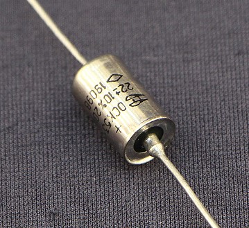 Кондензатор  K53-1 22mkF 6V 20%