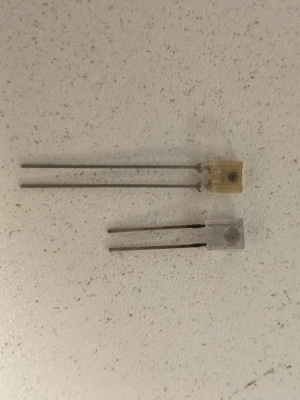 Vertical photodiode CA 3.7x4.7mm ;cathode-anode