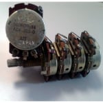 Потенциометър  4x500Kohm Линеен