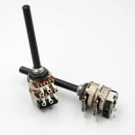 Потенциометър аксиален 2X4.7Kohm